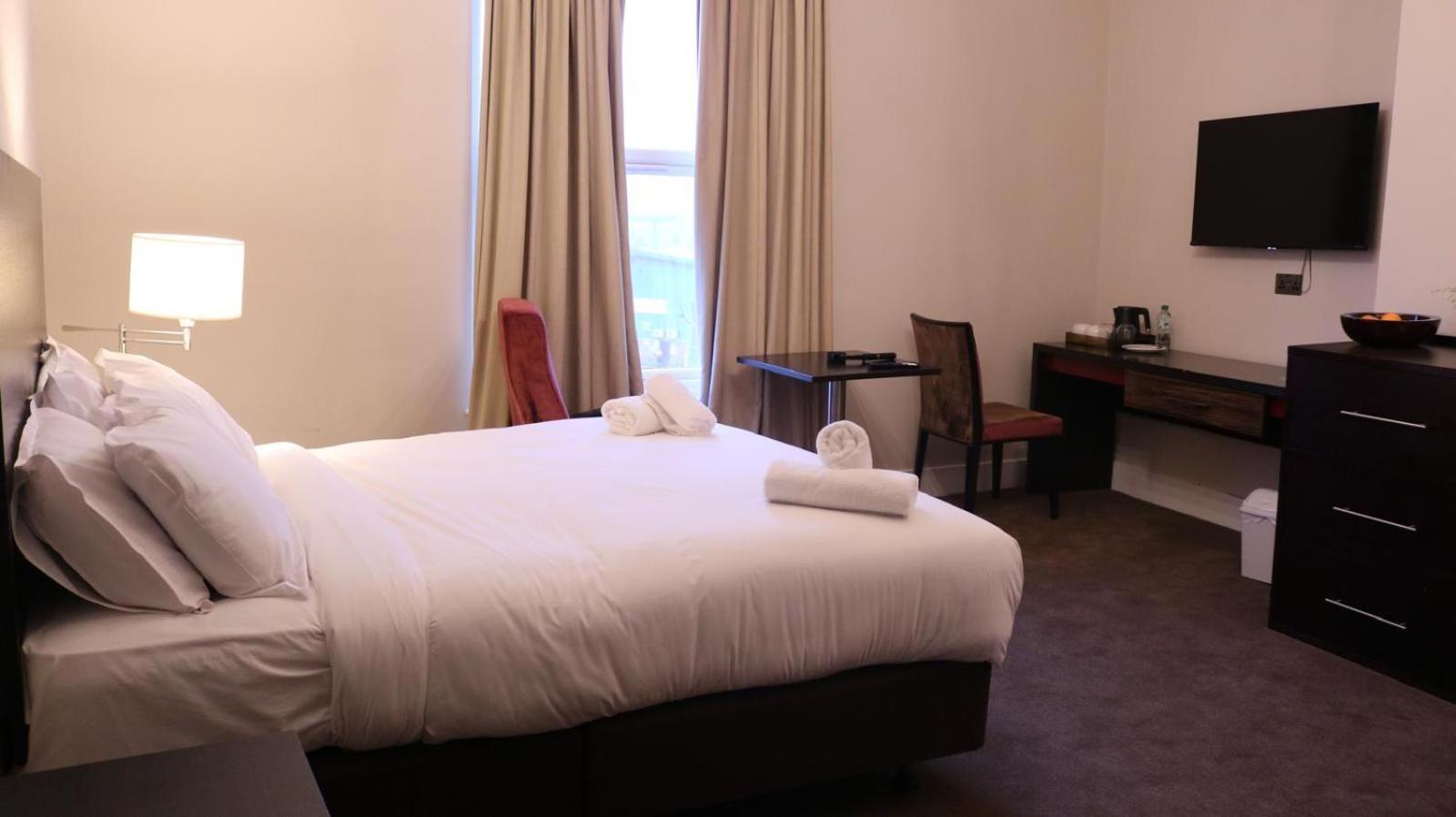 Green Ariana Hotel - Near Wembley And Central London Bagian luar foto