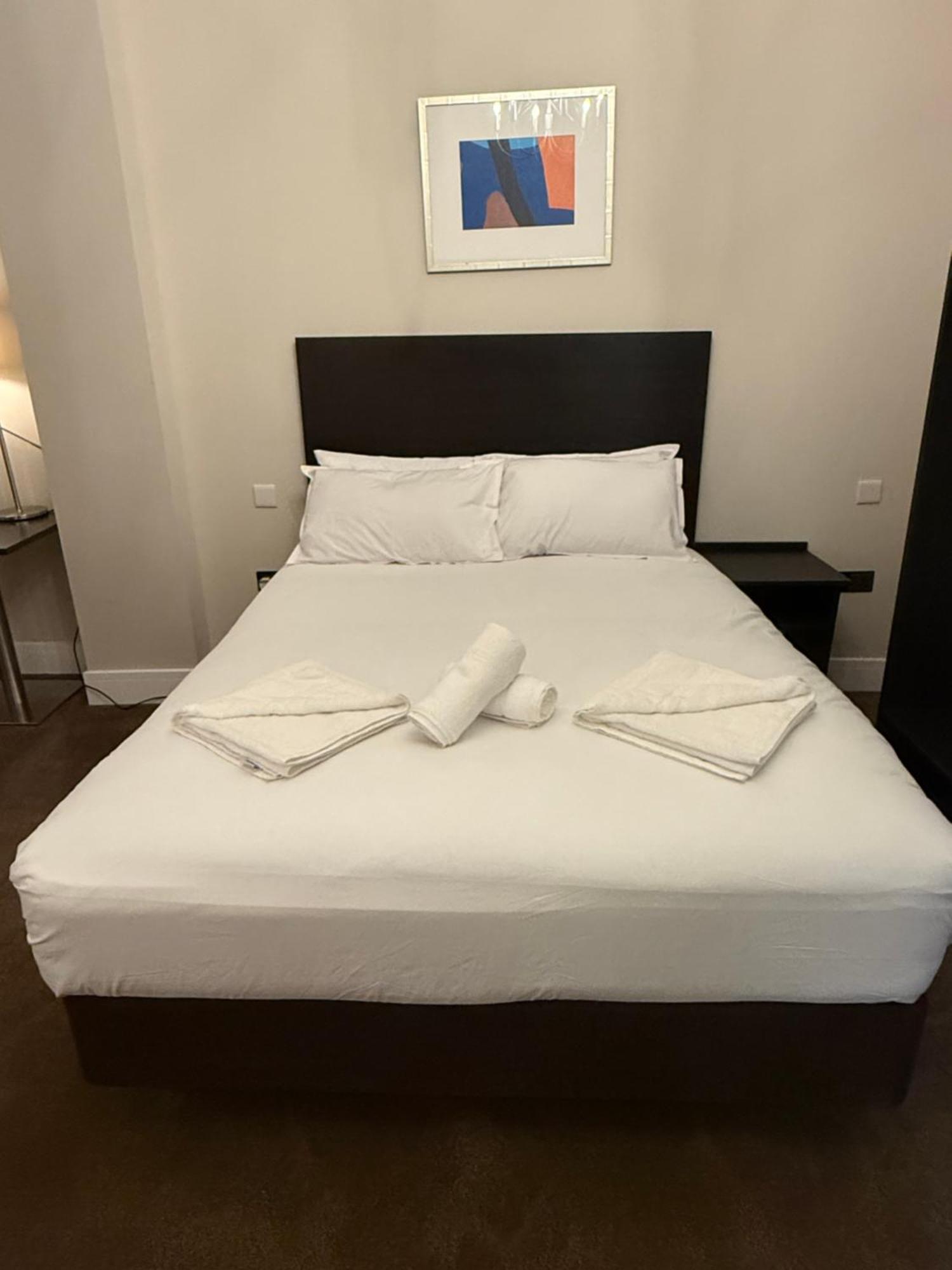 Green Ariana Hotel - Near Wembley And Central London Bagian luar foto