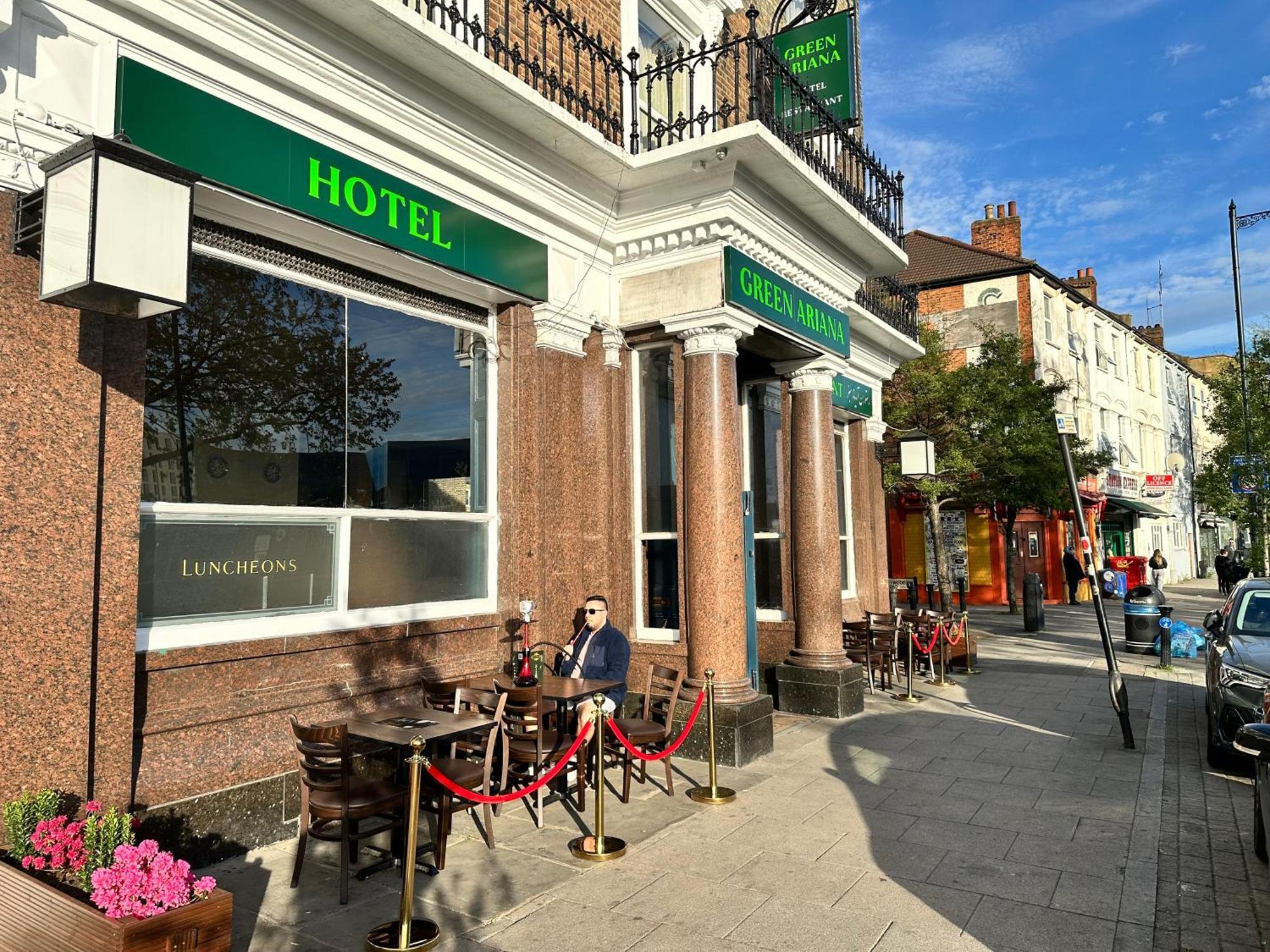 Green Ariana Hotel - Near Wembley And Central London Bagian luar foto